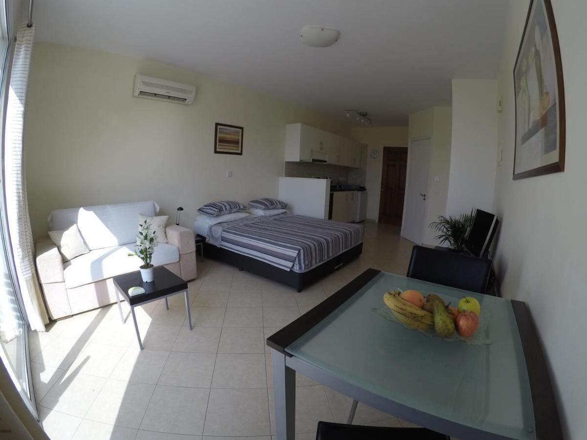 Kato Paphos Suites Εξωτερικό φωτογραφία