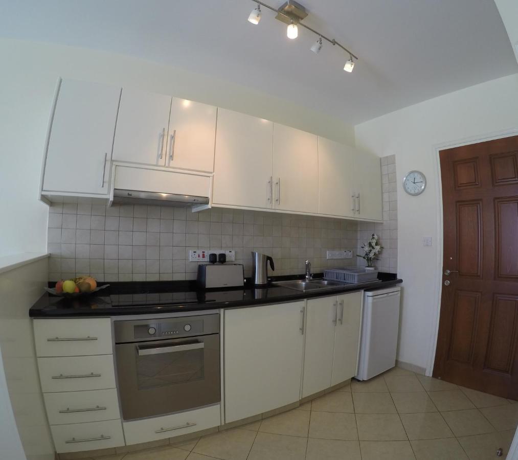 Kato Paphos Suites Εξωτερικό φωτογραφία