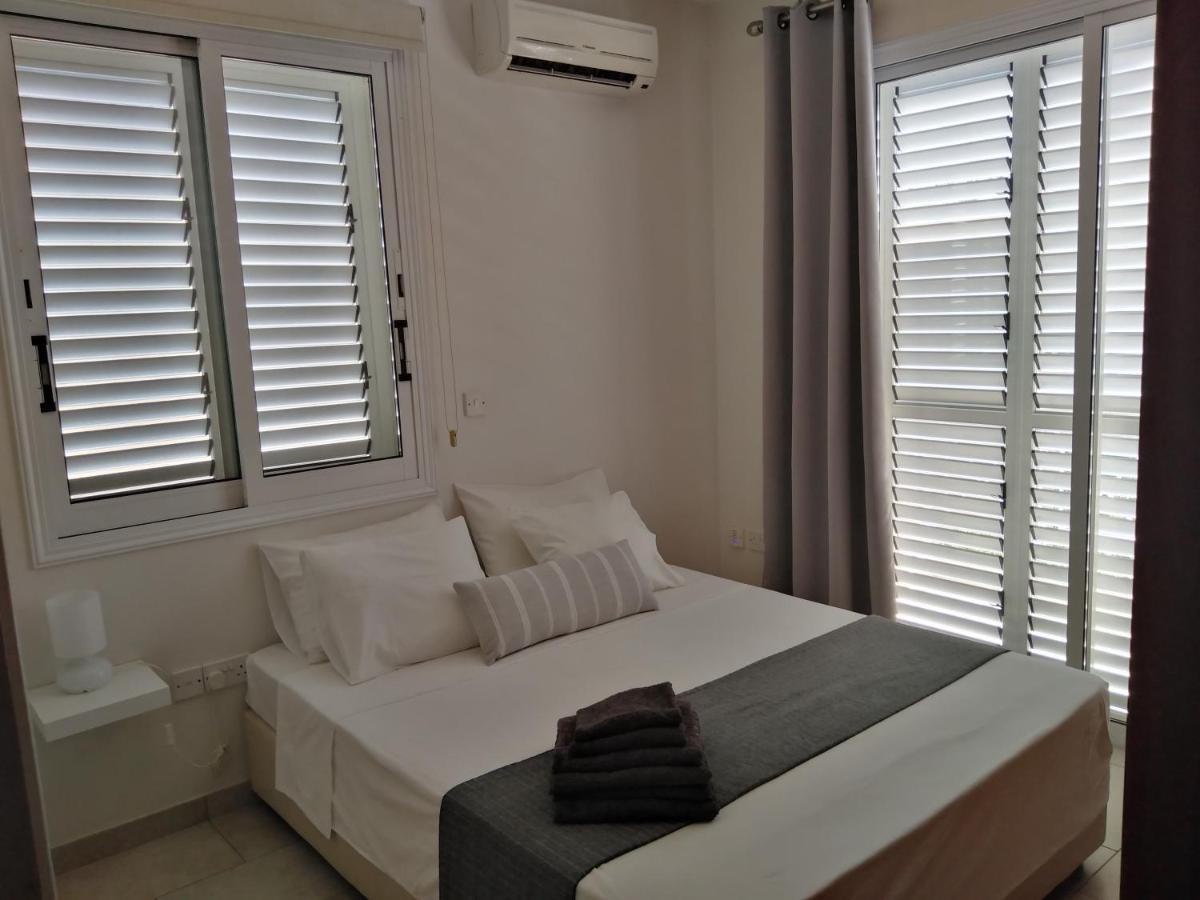 Kato Paphos Suites Εξωτερικό φωτογραφία